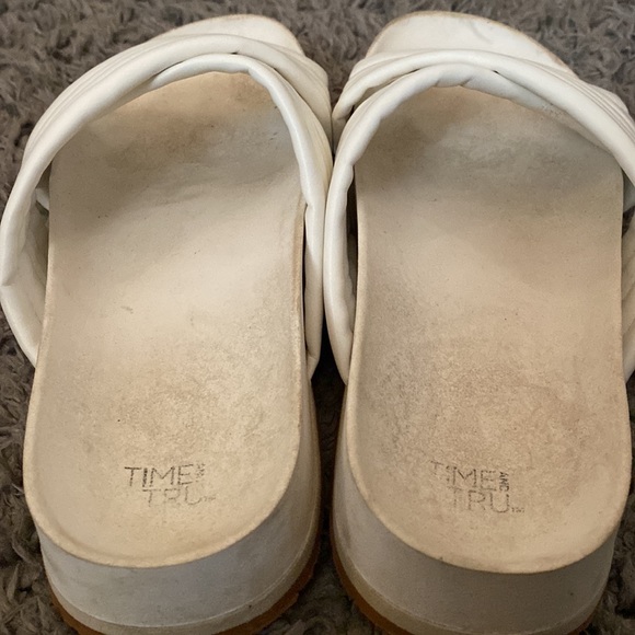 White Sandals - Picture 4 of 4